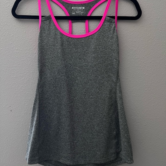 WORKOUT TOPS - Picture 4 of 7